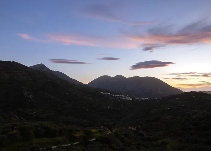 The Mountain House - Authentic Cretan Hideaway - Breathtaking And Nature Views